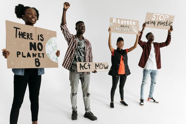 L'Impact Écoresponsable de la Paris Fashion Week : Un Modèle de Développement Durable